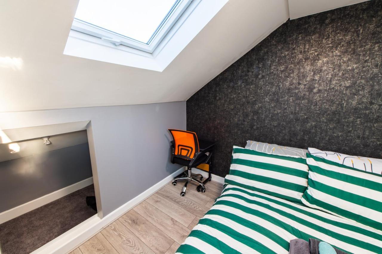Heart Of Maidstone - Premium Double Rooms With Free Wi-Fi Екстер'єр фото