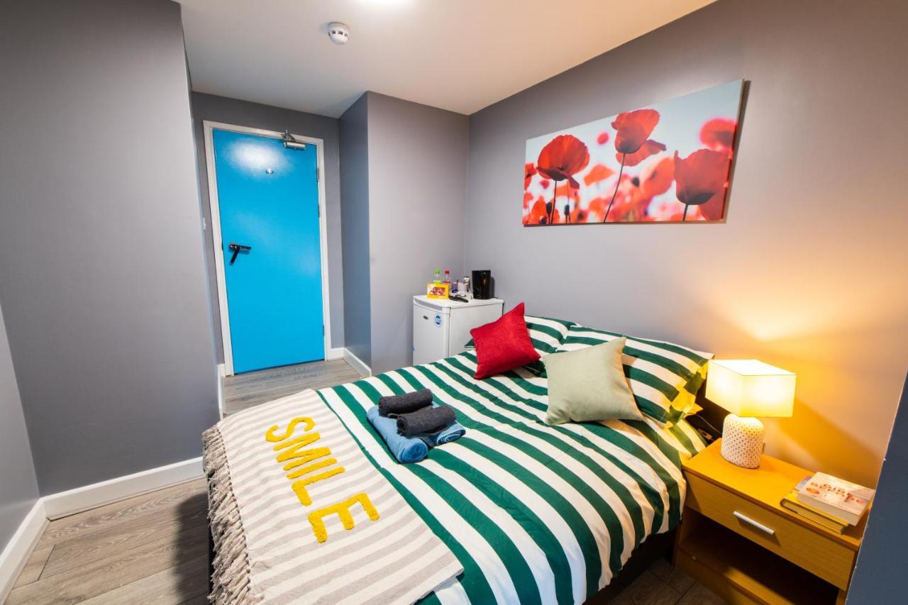 Heart Of Maidstone - Premium Double Rooms With Free Wi-Fi Екстер'єр фото