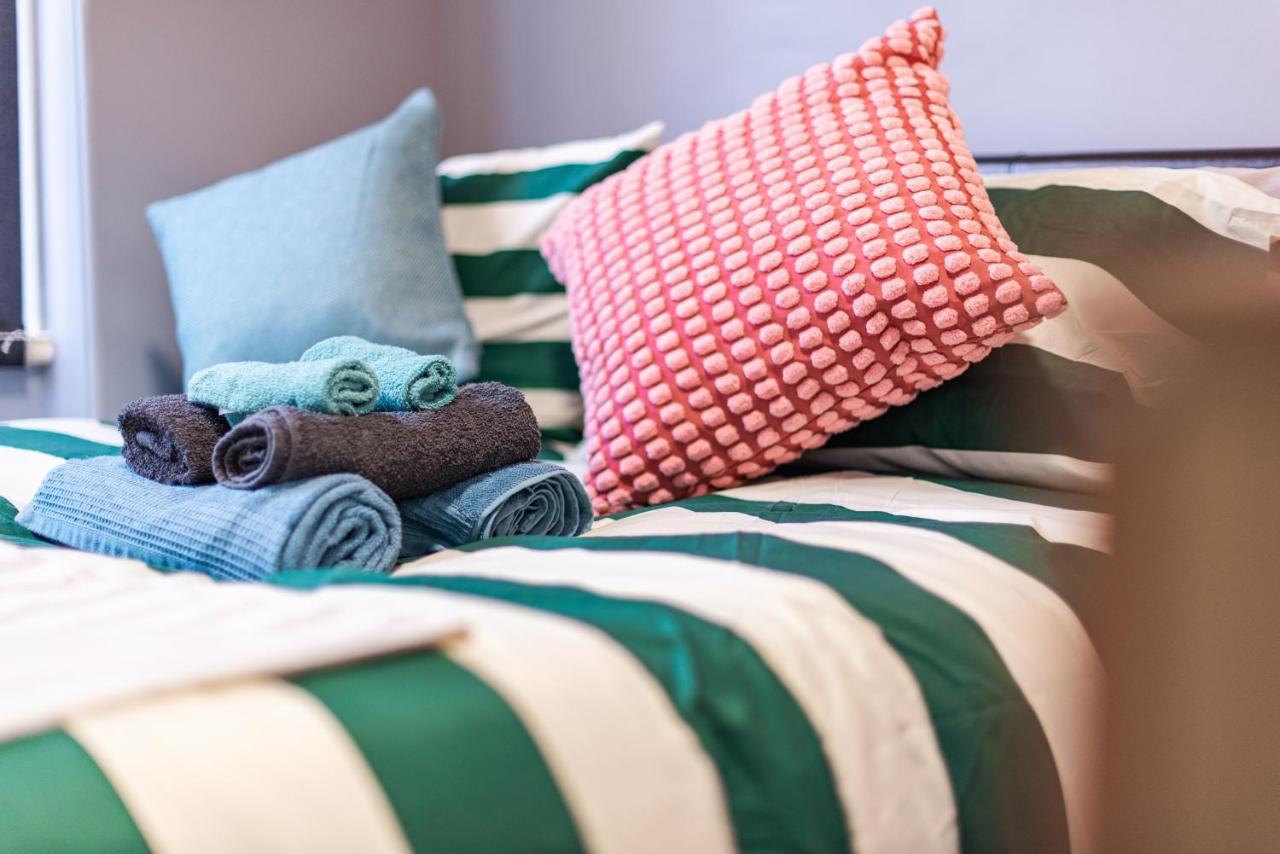 Heart Of Maidstone - Premium Double Rooms With Free Wi-Fi Екстер'єр фото