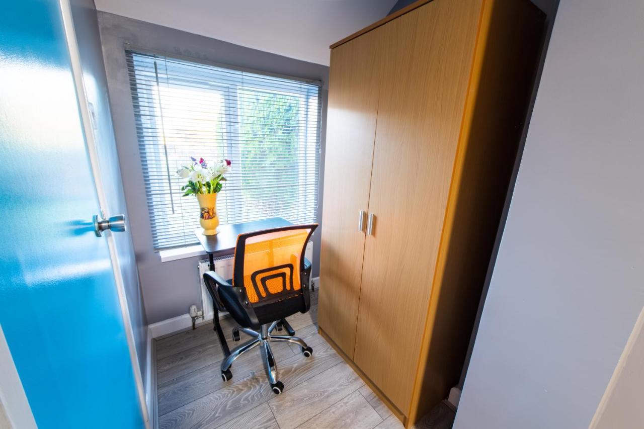 Heart Of Maidstone - Premium Double Rooms With Free Wi-Fi Екстер'єр фото