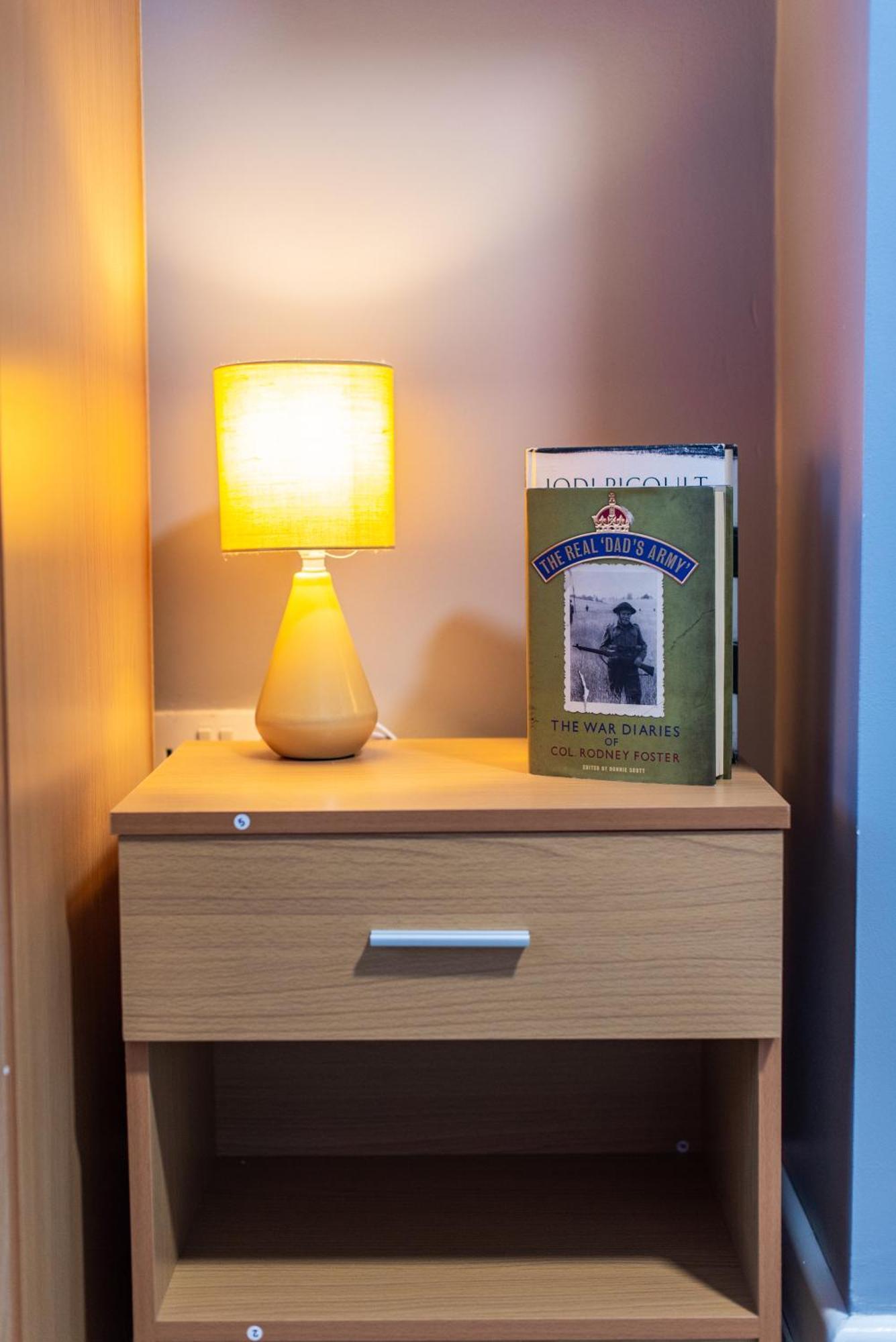 Heart Of Maidstone - Premium Double Rooms With Free Wi-Fi Екстер'єр фото