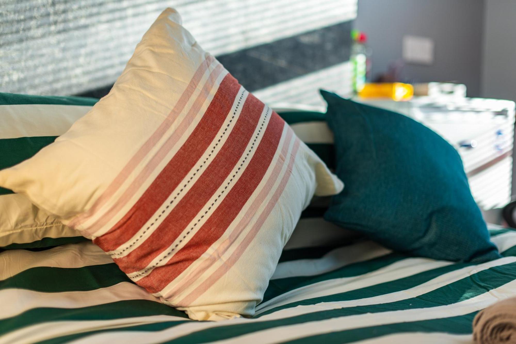 Heart Of Maidstone - Premium Double Rooms With Free Wi-Fi Екстер'єр фото